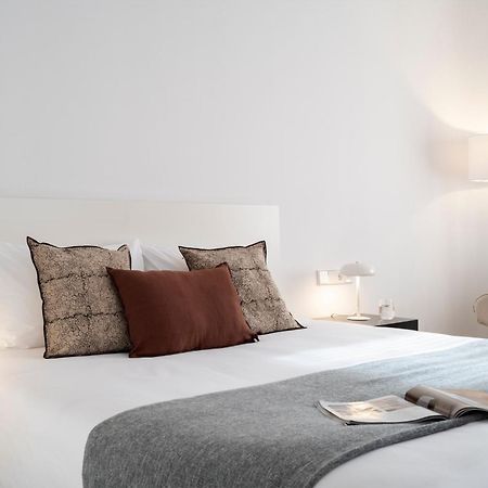 Salado Suites Apartments Seville Ngoại thất bức ảnh