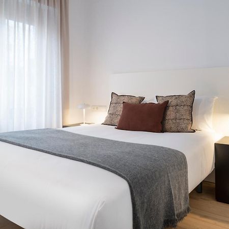 Salado Suites Apartments Seville Ngoại thất bức ảnh