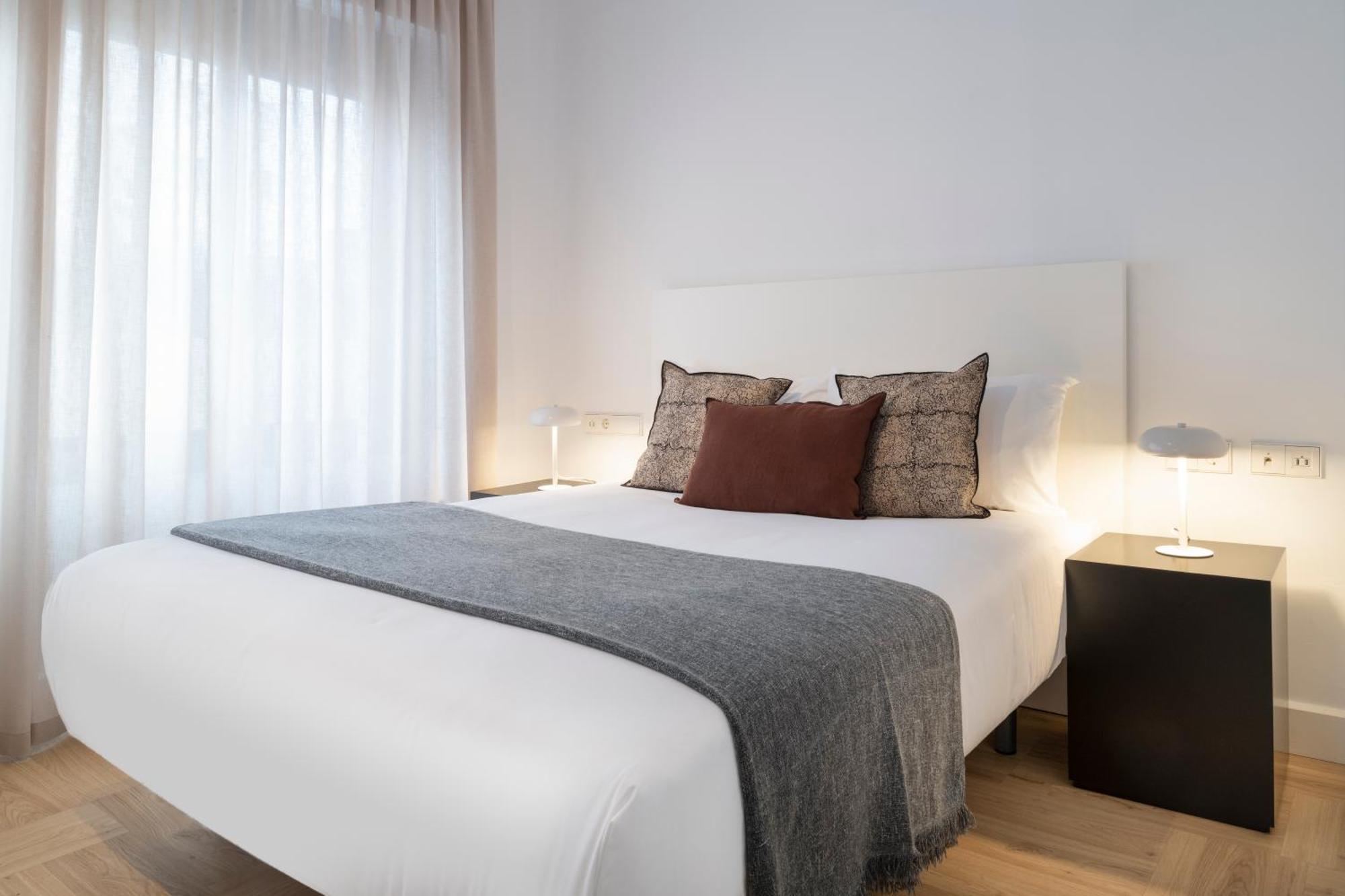 Salado Suites Apartments Seville Ngoại thất bức ảnh